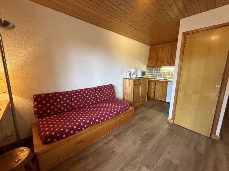 Rent in ski resort Studio 4 people (015) - Résidence le Méribel - Méribel