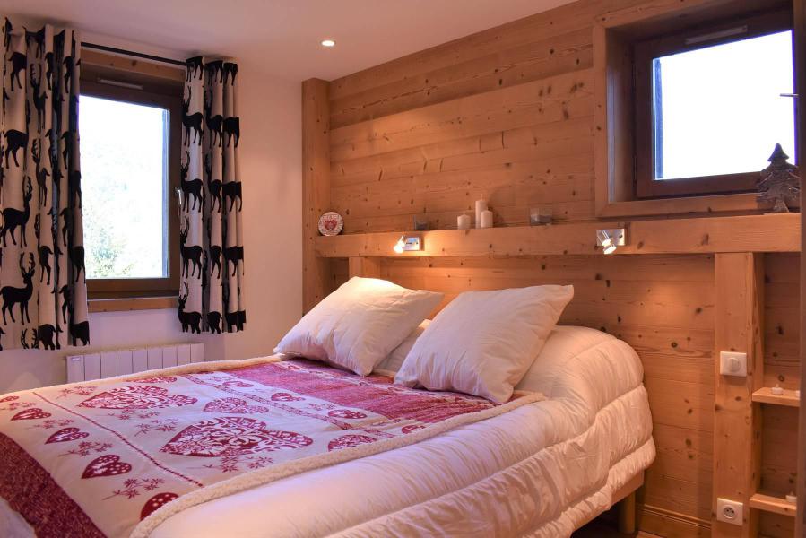 Rent in ski resort 3 room apartment 4 people (001) - Résidence le Plan du Moulin - Méribel - Bedroom