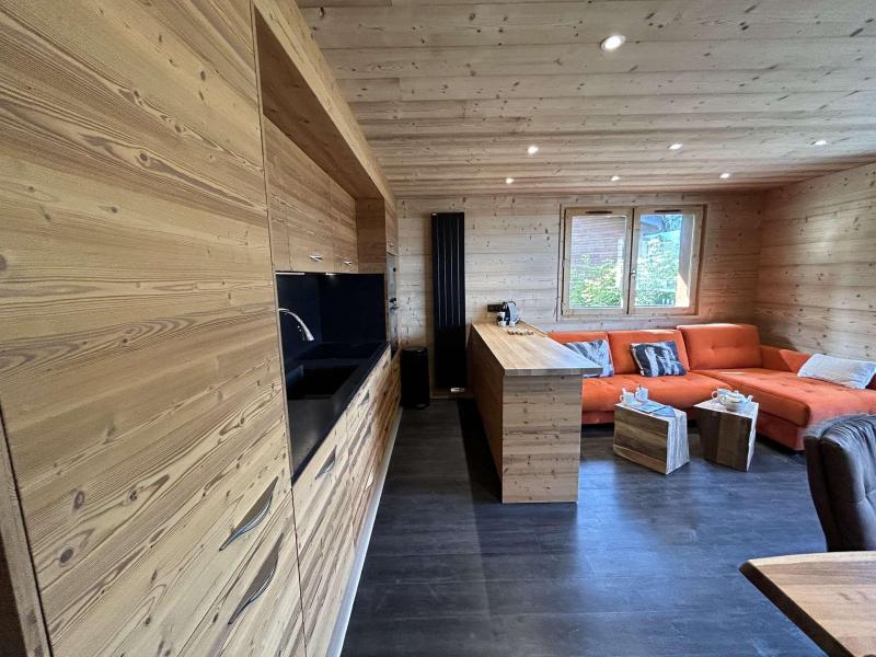 Skiverleih 4-Zimmer-Holzhütte für 8 Personen (10) - Résidence le Surf - Méribel - Wohnzimmer