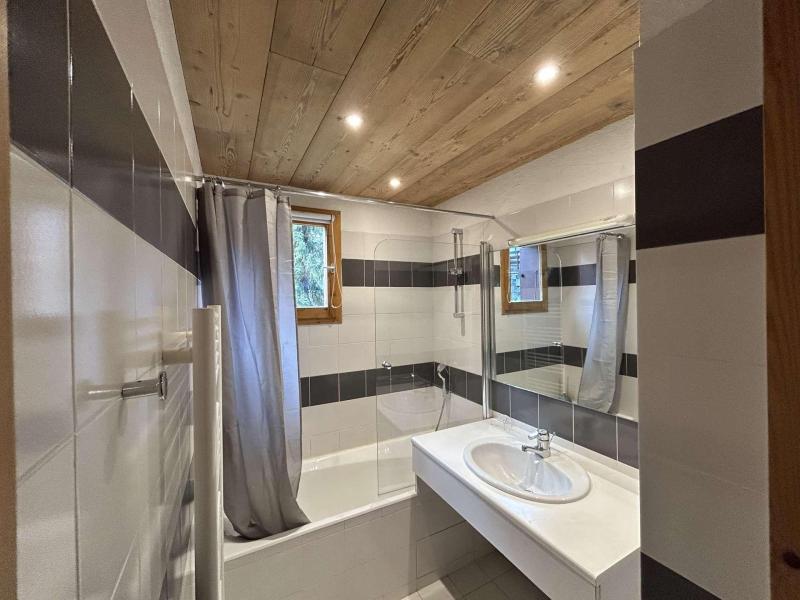 Location au ski Appartement 4 pièces cabine 8 personnes (10) - Résidence le Surf - Méribel - Salle de bain