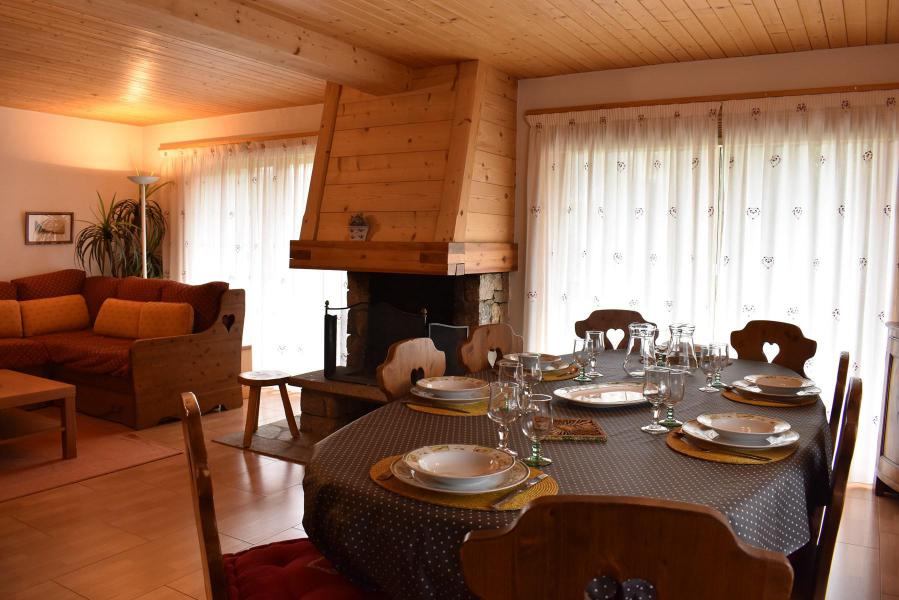 Rent in ski resort 4 room duplex apartment 8 people (1) - Résidence le Vallon - Méribel - Living room