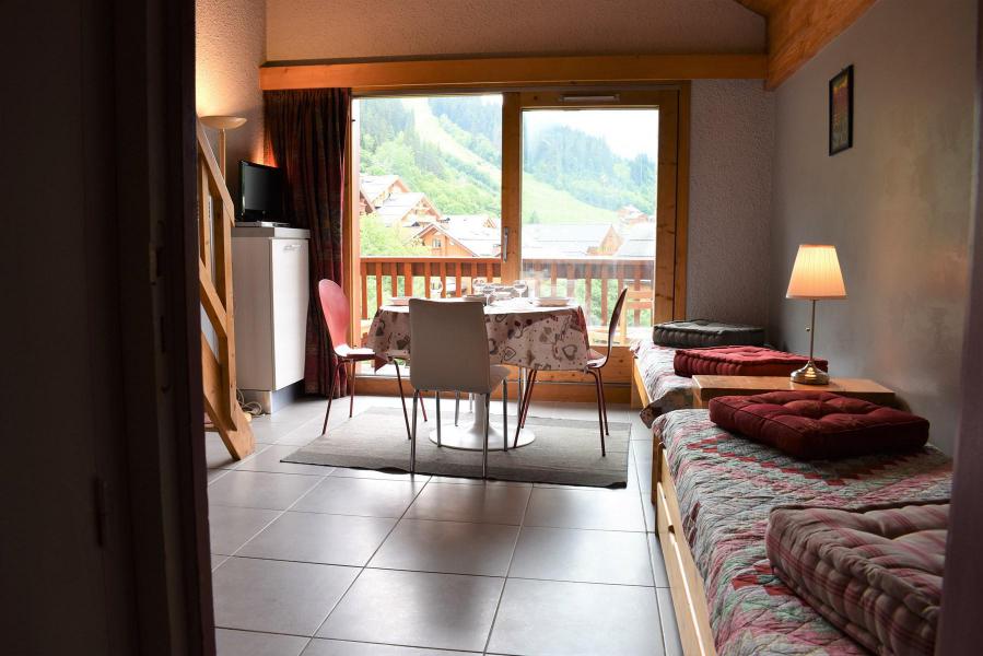 Ski verhuur Studio mezzanine 5 personen (32) - Résidence les Brimbelles - Méribel - Woonkamer