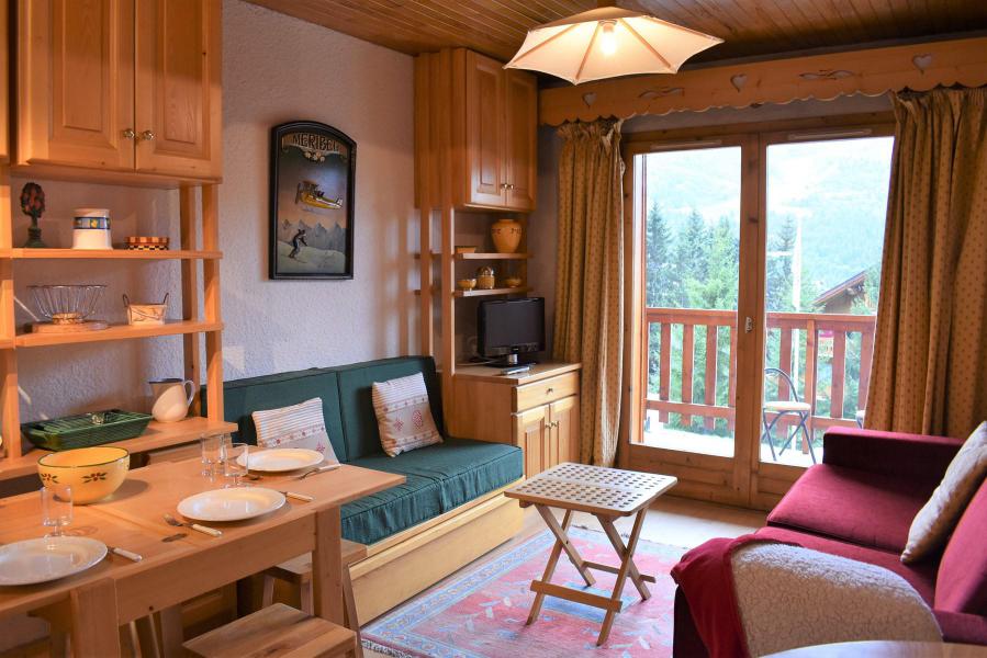 Rent in ski resort 2 room apartment 4 people (E7) - Résidence les Carlines - Méribel - Living room
