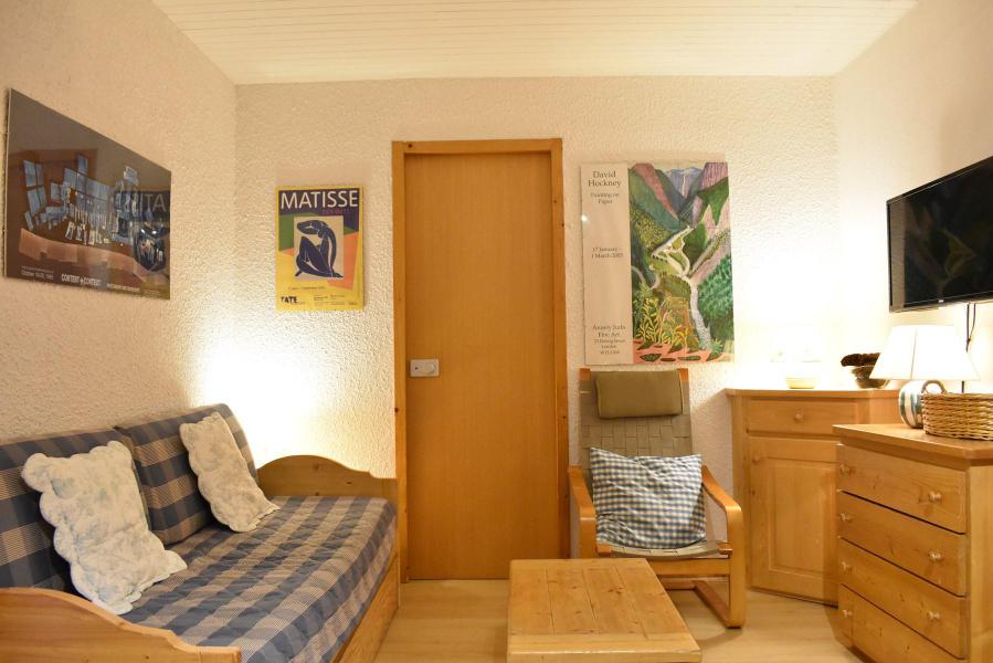 Rent in ski resort 3 room apartment 6 people (M1) - Résidence les Chandonnelles I - Méribel - Living room