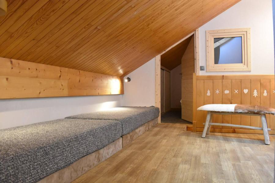 Skiverleih 6-Zimmer-Appartment für 10 Personen (30) - Résidence les Chandonnelles II - Méribel - Wohnzimmer