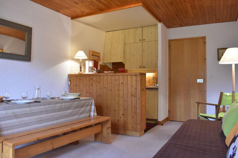 Ski verhuur Appartement 2 kamers 4 personen (P3) - Résidence les Chandonnelles II - Méribel - Woonkamer