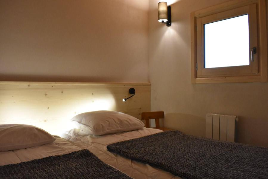 Ski verhuur Appartement 6 kamers 10 personen (30) - Résidence les Chandonnelles II - Méribel - Kamer