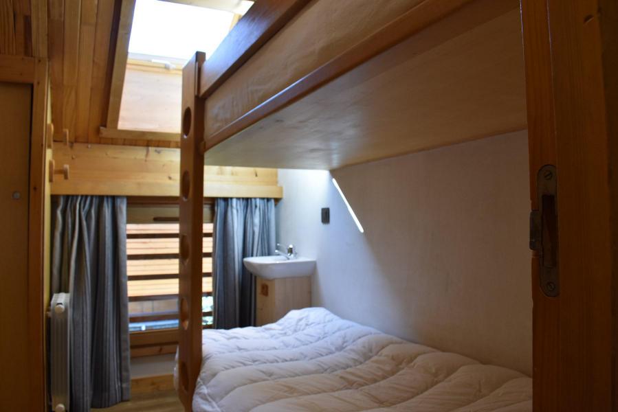 Ski verhuur Appartement 6 kamers 10 personen (30) - Résidence les Chandonnelles II - Méribel - Stapelbedden