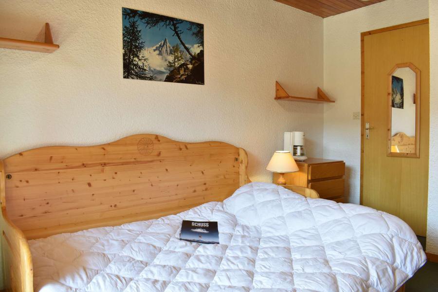 Rent in ski resort Studio 2 people (A08) - Résidence les Merisiers - Méribel - Sofa-bed