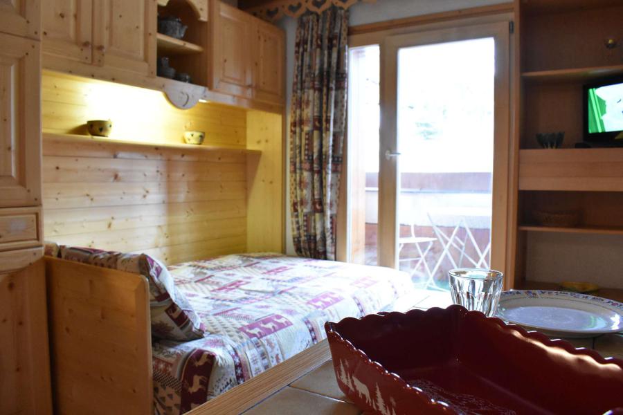 Аренда на лыжном курорте Квартира студия для 2 чел. (0B4) - Résidence les Sapineaux - Méribel - Салон