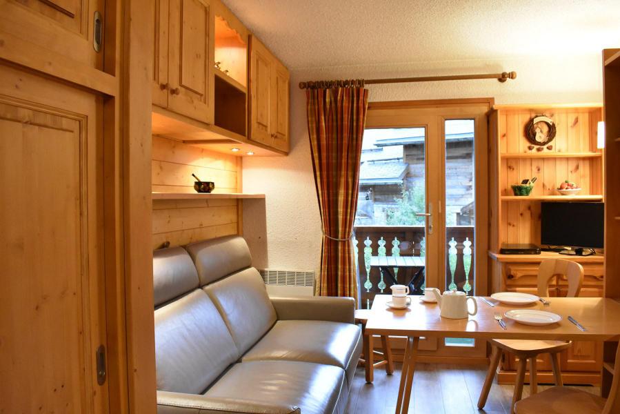 Rent in ski resort Studio 3 people (C3) - Résidence les Sapineaux - Méribel - Living room