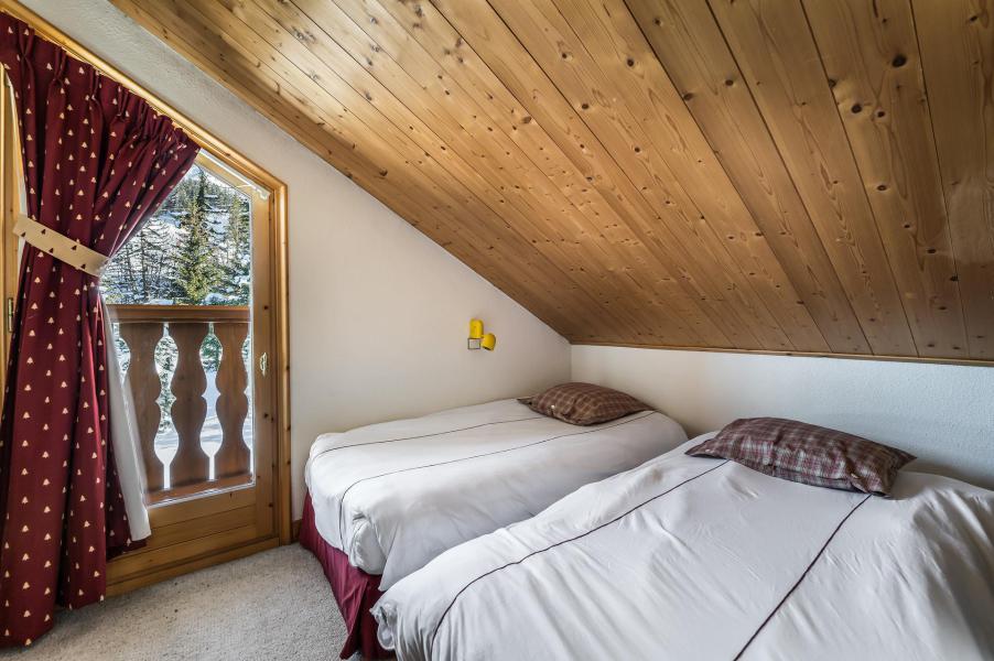 Rent in ski resort 6 room duplex apartment 12 people (11) - Résidence Myosotis - Méribel - Bedroom
