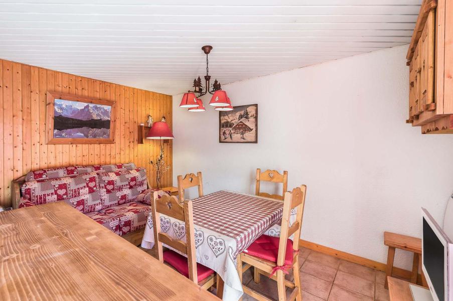 Rent in ski resort 2 room apartment sleeping corner 4 people (1) - Résidence Rimaye - Méribel - Living room