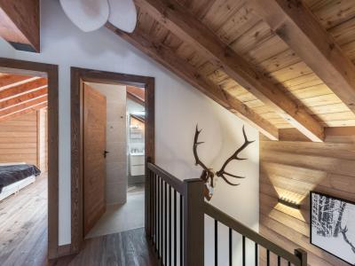 Location au ski Appartement duplex 6 pièces 12 personnes - Bolero - Méribel - Couloir