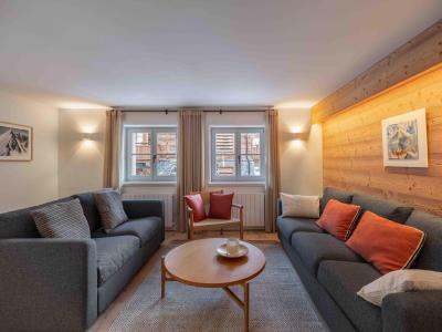 Rent in ski resort 5 room triplex chalet 8 people - Chalet Almeri - Méribel - Living room