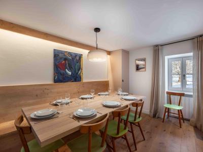 Rent in ski resort 5 room triplex chalet 8 people - Chalet Almeri - Méribel - Living room