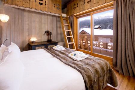 Rent in ski resort Chalet Brioche - Méribel - Bedroom