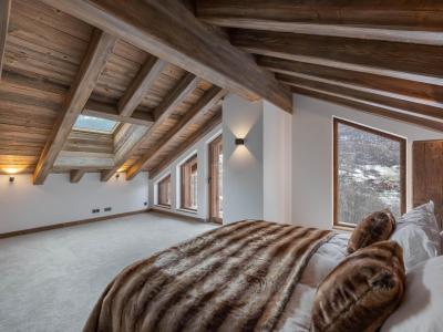 Rent in ski resort 5 room chalet 8 people - Chalet Cherferie - Méribel - Bedroom