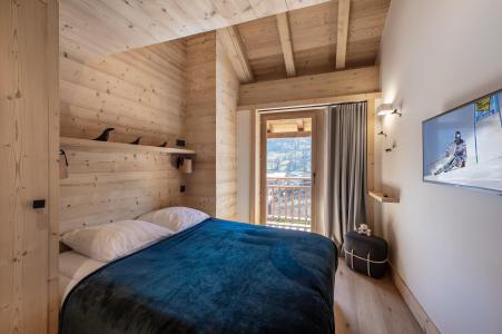 Rent in ski resort 6 room chalet 10 people - Chalet Hors Piste - Méribel - Bedroom under mansard