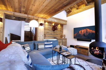 Rent in ski resort 6 room triplex chalet 12 people - Chalet Hygge - Méribel - Living room