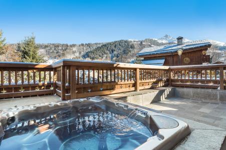 Rent in ski resort 6 room chalet 10 people - Chalet les Voutes - Méribel - Jacuzzi