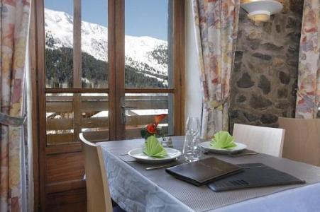 Rent in ski resort Hôtel Eliova le Génépi - Méribel - Inside