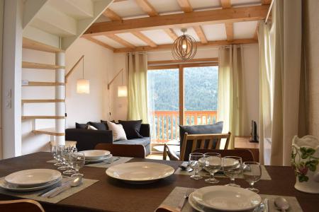 Rent in ski resort 4 room duplex apartment 6 people (15) - La Résidence Chanrossa - Méribel - Living room