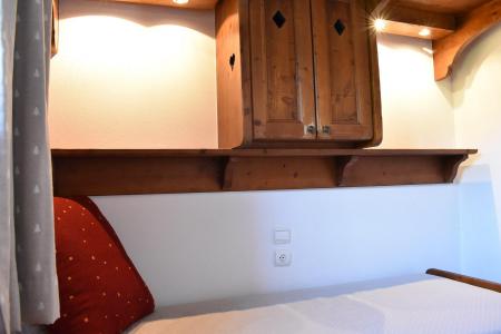 Ski verhuur Appartement 3 kamers 6 personen (13) - Les Fermes de Méribel Village - Méribel - Cabine