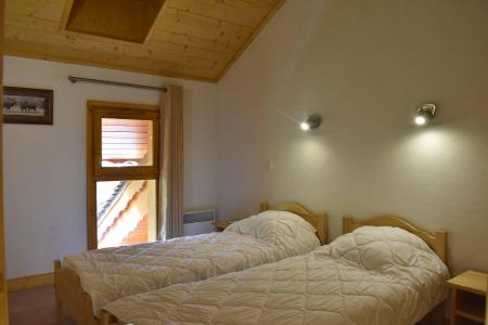 Ski verhuur Appartement duplex 4 kamers 8 personen (009) - Résidence Aubépine - Méribel - Kamer