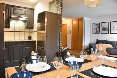 Rent in ski resort 3 room apartment 5 people (50) - Résidence Cristal - Méribel - Dining area