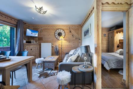 Ski verhuur Appartement 3 kamers 4 personen (A106) - Résidence des Fermes de Méribel Village A - Méribel - Woonkamer