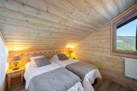 Rent in ski resort 5 room duplex apartment 8 people (180) - Résidence des Fermes de Méribel Village Daguet - Méribel