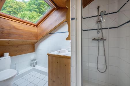 Location au ski Appartement duplex 5 pièces 8 personnes (18) - Résidence des Fermes de Méribel Village Delys - Méribel - Salle de douche