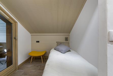 Rent in ski resort 3 room apartment cabin 6 people (6) - Résidence du Rocher - Méribel - Bedroom