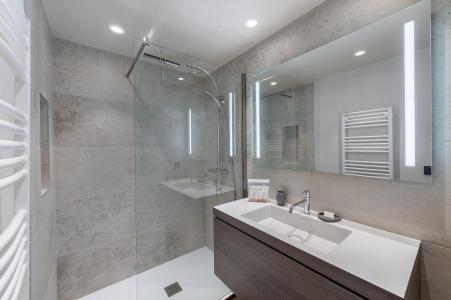 Rent in ski resort 3 room apartment 4 people (305) - Résidence Grand Sud - Méribel - Shower