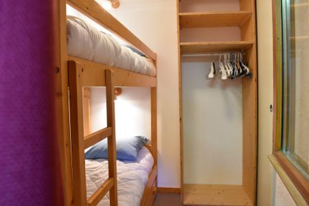 Skiverleih 3-Zimmer-Appartment für 5 Personen (25) - Résidence Hauts de Chantemouche - Méribel - Offener Schlafbereich