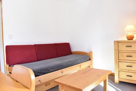 Skiverleih 3-Zimmer-Appartment für 5 Personen (25) - Résidence Hauts de Chantemouche - Méribel - Wohnzimmer