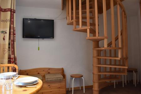 Wynajem na narty Apartament 3 pokojowy 6 osób (11) - Résidence Hauts de Chantemouche - Méribel - Pokój gościnny