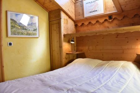 Location au ski Appartement duplex 3 pièces 4 personnes (010) - Résidence Hibou - Méribel - Chambre