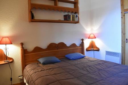 Skiverleih 3-Zimmer-Appartment für 5 Personen (17) - Résidence l'Edelweiss - Méribel - Schlafzimmer