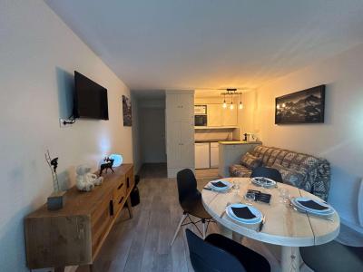 Location au ski Studio coin montagne 3 personnes (010) - Résidence l'Edelweiss - Méribel - Séjour