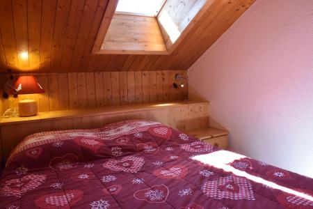 Rent in ski resort 5 room duplex apartment cabin 8 people (J4) - Résidence la Croix de Verdon - Méribel - Apartment