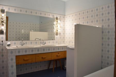 Location au ski Appartement duplex 4 pièces 7-9 personnes (21) - Résidence le Chantemerle - Méribel - Salle de douche