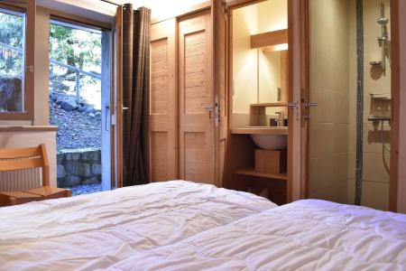Rent in ski resort 4 room apartment 6 people (1) - Résidence le Chasseforêt - Méribel - Bedroom