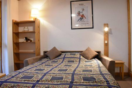 Rent in ski resort 2 room apartment 6 people (I16) - Résidence le Cirsé - Méribel - Bed-settee