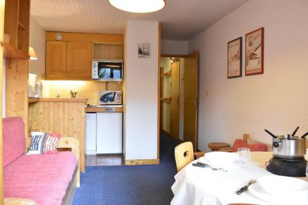 Ski verhuur Appartement 2 kamers 5 personen (J4) - Résidence le Cirsé - Méribel - Woonkamer