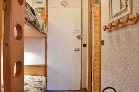 Rent in ski resort Studio 3 people (21) - Résidence le Genèvrier - Méribel - Bedroom