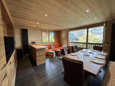 Rent in ski resort 4 room apartment cabin 8 people (10) - Résidence le Surf - Méribel - Living room