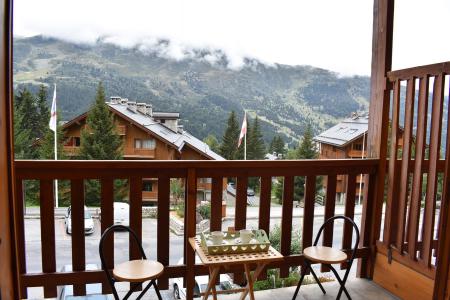 Rent in ski resort 2 room apartment 4 people (E7) - Résidence les Carlines - Méribel - Balcony