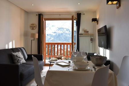 Rent in ski resort 2 room apartment 5 people (E17) - Résidence les Carlines - Méribel - Living room